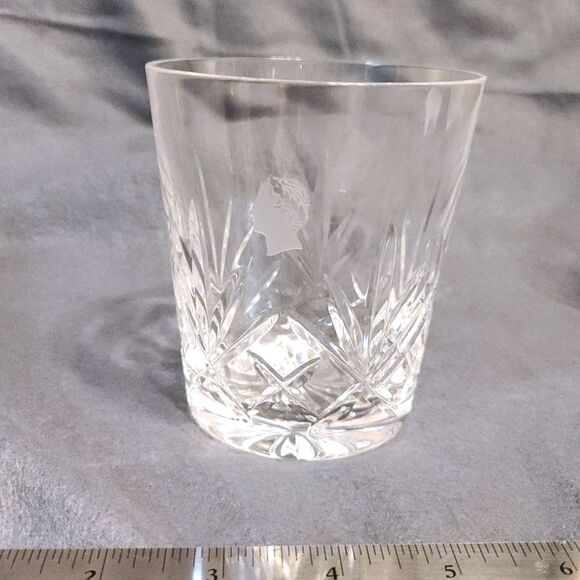 Vintage Crystal Cut Whiskey Tumbler Glass Caesar’s Palace Etched Head Logo Rare - Picture 6 of 8